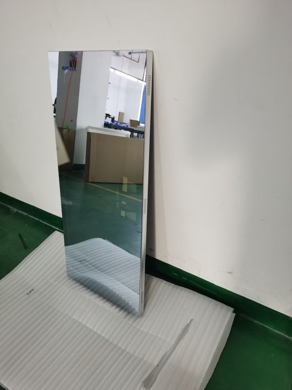 32 43 Inch Mirror LCD Advertising Screen For Washroom